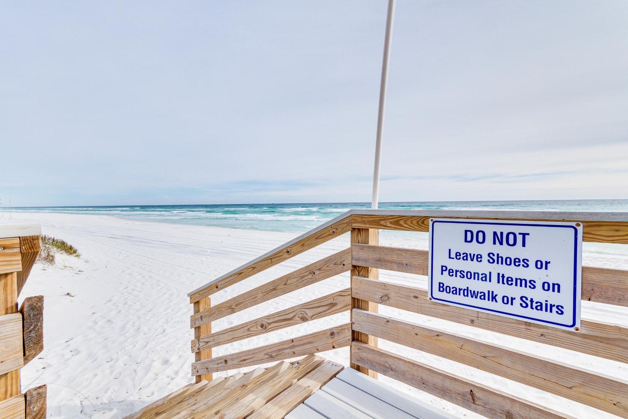 Pensacola Beach Condo With Patio And Access To Beach! ภายนอก รูปภาพ