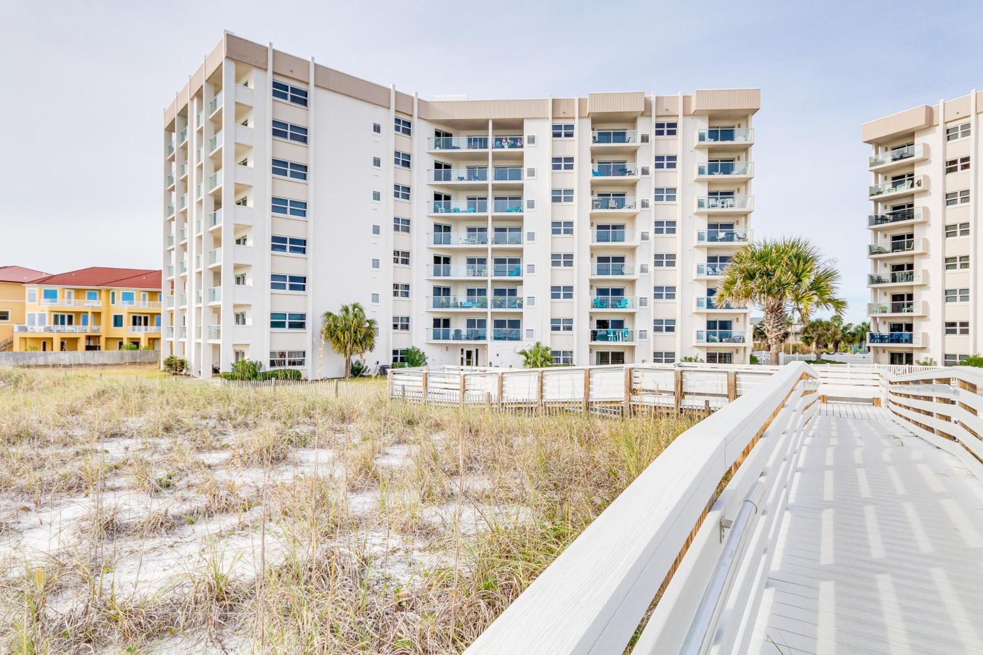 Pensacola Beach Condo With Patio And Access To Beach! ภายนอก รูปภาพ