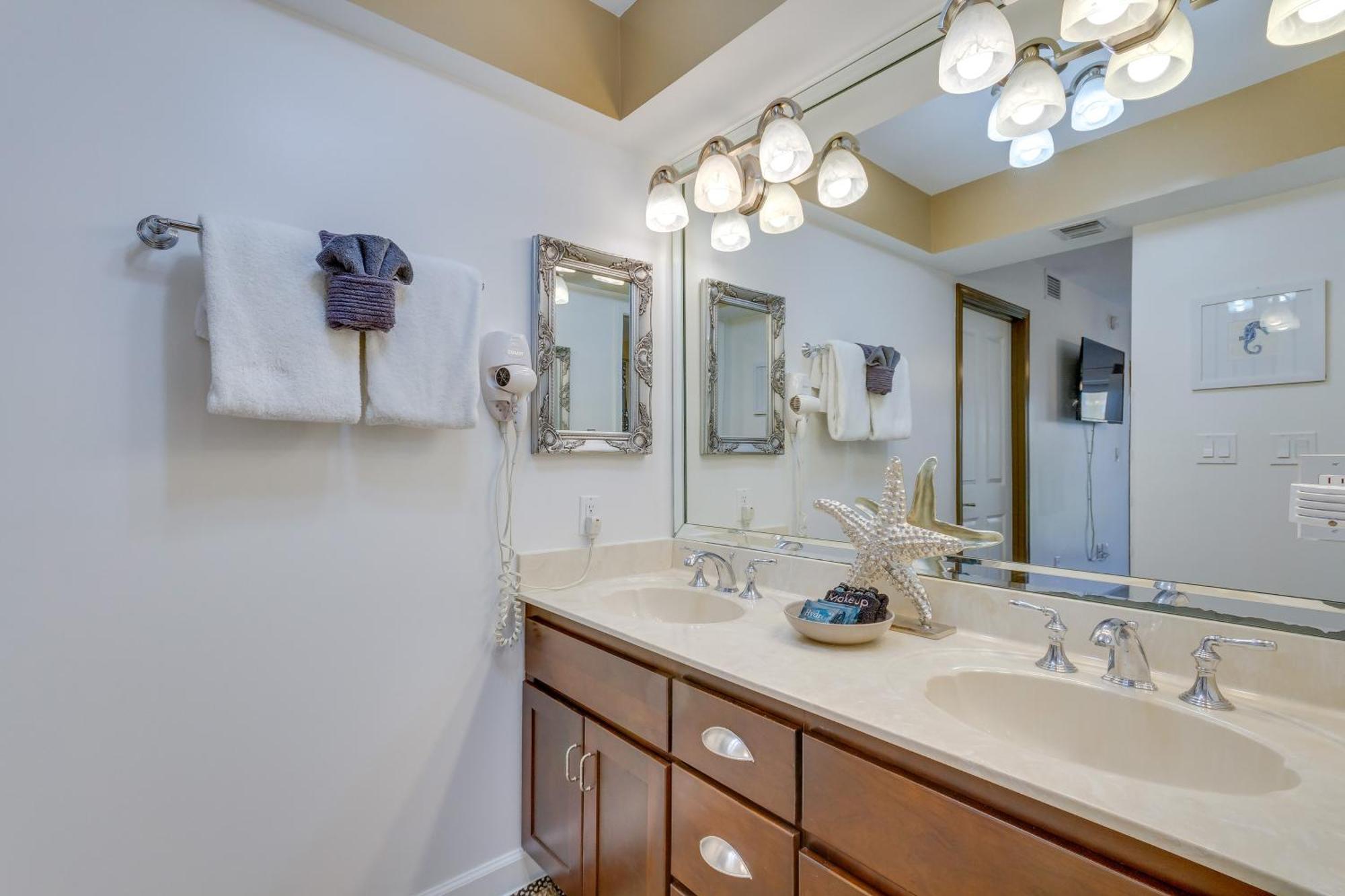 Pensacola Beach Condo With Patio And Access To Beach! ภายนอก รูปภาพ