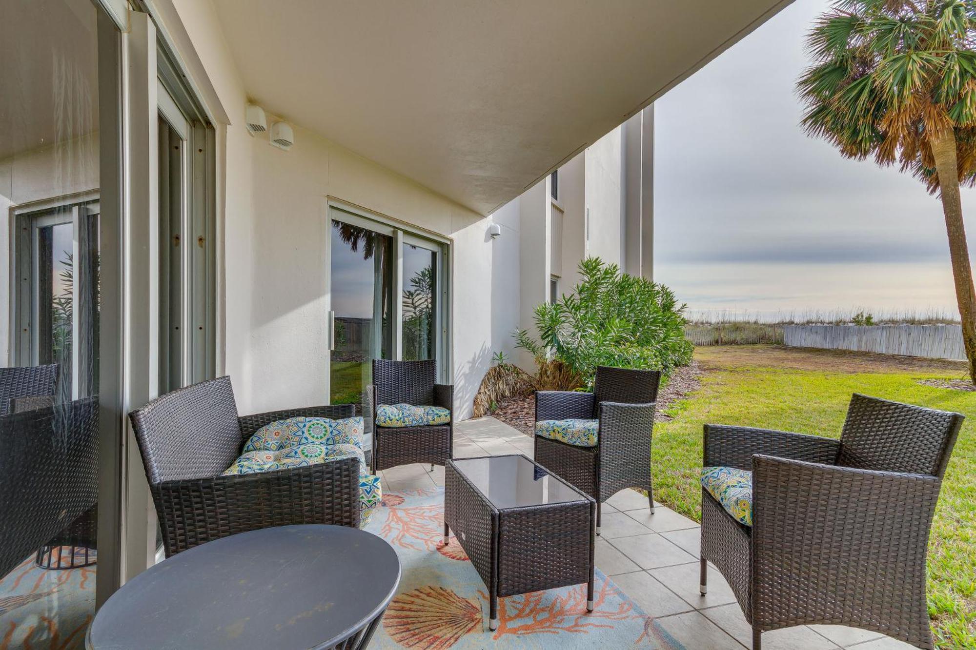 Pensacola Beach Condo With Patio And Access To Beach! ภายนอก รูปภาพ